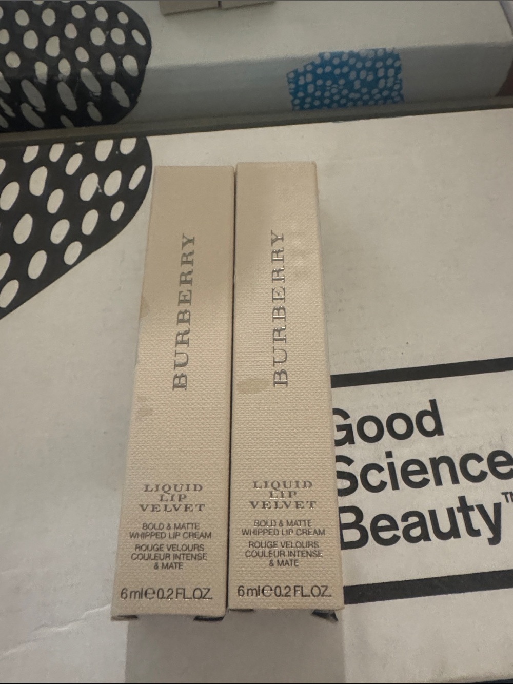 - 2 bundle Burberry Liquid Lip Velvet
